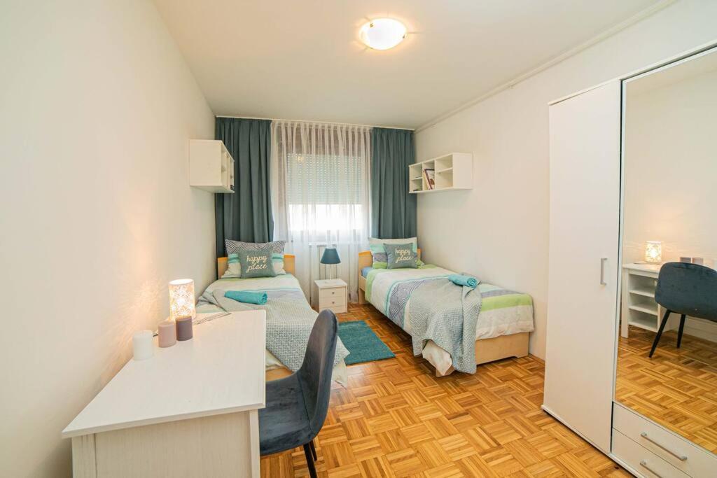 Sunny Day -Arena Zagreb , 2 Bathrooms, 102M², Экстерьер фото