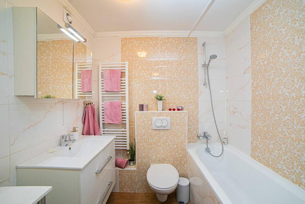 Sunny Day -Arena Zagreb , 2 Bathrooms, 102M², Экстерьер фото